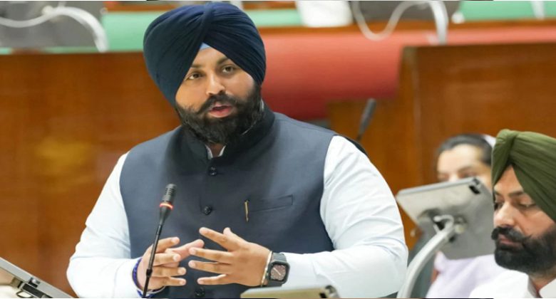 ਨੰਗਲ-ਕੀਰਤਪੁਰ ਹਾਈਵੇਅ ਪ੍ਰਾਜੈਕਟ ਨੂੰ ਹਰਜੋਤ ਬੈਂਸ ਨੇ ਦਿੱਤੀ ਮਨਜ਼ੂਰੀ, ਹੋਵੇਗਾ ਵੱਡਾ ਬਦਲਾਅ 1 dr 4