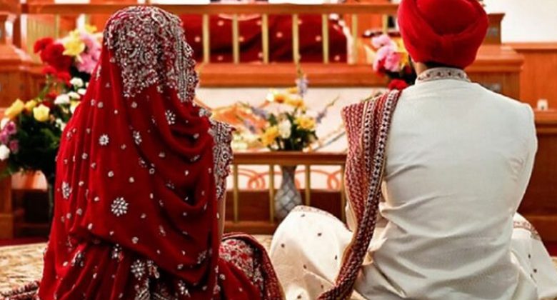 ਤਮਿਲਨਾਡੂ ਸਰਕਾਰ ਨੇ ਵਿਧਾਨ ਸਭਾ ਚੋਣਾਂ ਤੋਂ ਪਹਿਲਾਂ ਸੂਬੇ 'ਚ ਲਾਗੂ ਕੀਤਾ ਸਿੱਖ ਅਨੰਦ ਮੈਰਿਜ ਐਕਟ 1 dr 8