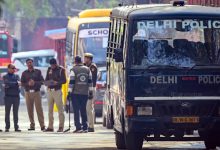 Photo of ਦਿੱਲੀ ਦੇ ਕਈ ਸਕੂਲਾਂ ਨੂੰ ਬੰਬ ਨਾਲ ਉਡਾਉਣ ਦੀ ਧਮਕੀ; ਪੁਲਿਸ ਮੌਕੇ ‘ਤੇ ਪਹੁੰਚੀ, ਜਾਂਚ ਸ਼ੁਰੂ
