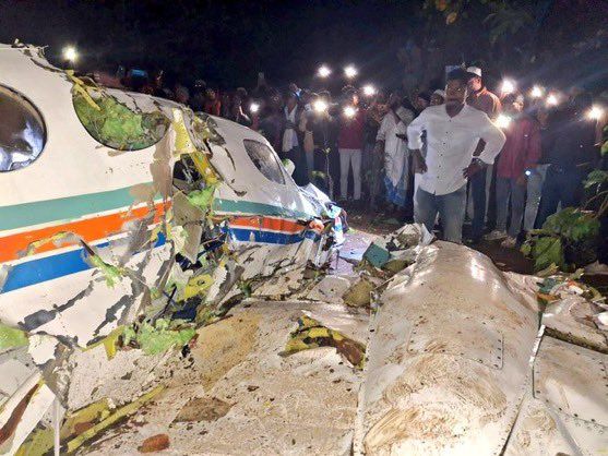 ਝਾਰਖੰਡ ਜਹਾਜ਼ ਹਾਦਸੇ ਦੀ ਜਾਂਚ ਵਿੱਚ ਕੋਈ ਫਲਾਈਟ ਰਿਕਾਰਡ ਨਹੀਂ, ਕੋਈ ਬਲੈਕ ਬਾਕਸ ਨਹੀਂ, ਹੈਰਾਨ ਕਰਨ ਵਾਲੇ ਖੁਲਾਸੇ। 1 f