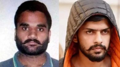 Photo of ਕੈਨੇਡਾ ਤੋਂ ਗੈਂਗਸਟਰਾਂ ਨੂੰ ਡਿਪੋਰਟ ਕਰਨ ਦੀ ਮੰਗ ਤੇਜ਼, ਪੰਜਾਬ ਪੁਲਿਸ ਗ੍ਰਿਫ਼ਤਾਰ ਕਰਨ ਲਈ ਤਿਆਰ