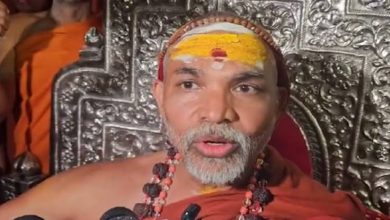 Photo of ਸਵਾਮੀ ਅਵਿਮੁਕਤੇਸ਼ਵਰਾਨੰਦ ਨੇ ਗ੍ਰਿਫ਼ਤਾਰੀ ਤੋਂ ਬਚਣ ਲਈ ਹਾਈ ਕੋਰਟ ਦਾ ਦਰਵਾਜ਼ਾ ਖੜਕਾਇਆ