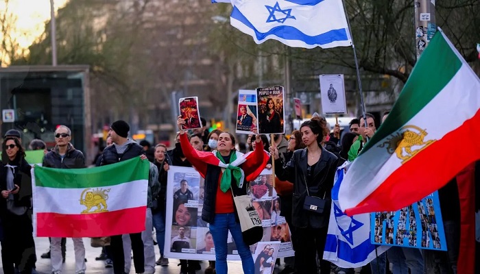 US ਨਾਲ ਜੰਗ ਦਾ ਖਤਰਾ! ਭਾਰਤੀ ਦੂਤਘਰ ਨੇ ਆਪਣੇ ਨਾਗਰਿਕਾਂ ਨੂੰ ਤੁਰੰਤ ਈਰਾਨ ਛੱਡਣ ਲਈ ਕਿਹਾ 1 o 186