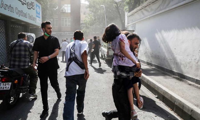 ਸਾਨੂੰ ਨਹੀਂ ਪਤਾ ਕਿ ਅੱਗੇ ਕੀ ਹੋਵੇਗਾ... ਈਰਾਨ ਵਿੱਚ ਫਸੇ ਭਾਰਤੀ ਵਿਦਿਆਰਥੀਆਂ ਨੇ ਸਰਕਾਰ ਨੂੰ ਮਦਦ ਦੀ ਅਪੀਲ ਕੀਤੀ 1 1750054180 lead 2