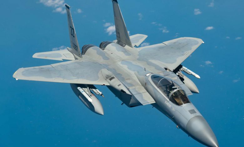 ਅਮਰੀਕਾ ਨੇ ਕਬੂਲਿਆ - ਤਿੰਨ F-15E ਜਹਾਜ਼ ਕੂਵੈਤ 'ਚ ਡਿੱਗੇ 1 F 15C Eagle from the 44th Fighter Squadron flies during a routine training exercise April 15 2019