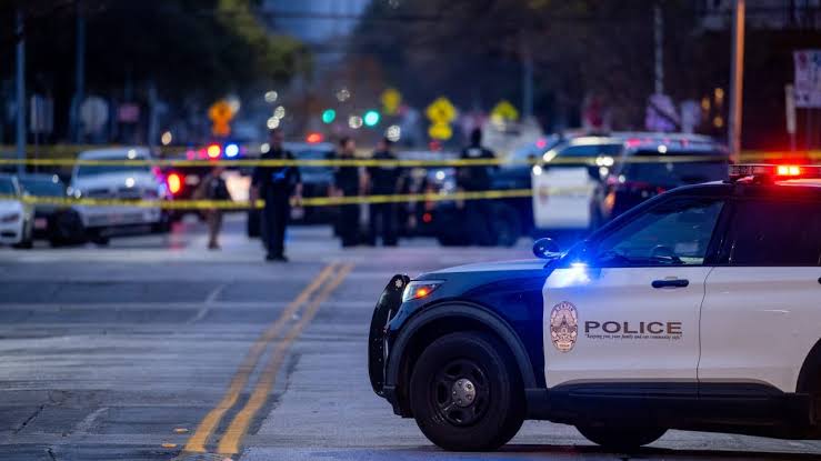 ਅਮਰੀਕਾ ‘ਚ ਈਰਾਨੀ ਸਮਰਥਕ ਵਿਅਕਤੀ ਵਲੋਂ ਗੋਲੀਬਾਰੀ, ਭਾਰਤੀ ਮੂਲ ਦੀ ਵਿਦਿਆਰਥਣ ਸਣੇ 4 ਲੋਕਾਂ ਦੀ ਮੌਤ 1 images 5 1