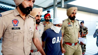 Photo of ਕੰਚਨ ਕੁਮਾਰੀ ਕਤਲ ਮਾਮਲੇ ਵਿੱਚ ਅੰਮ੍ਰਿਤਪਾਲ ਮਹਿਰੋਂ ਨੂੰ ਅਦਾਲਤ ਨੇ ਪੰਜ ਦਿਨਾਂ ਪੁਲਿਸ ਰਿਮਾਂਡ ਉਤੇ ਭੇਜਿਆ