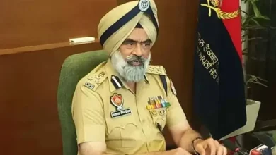 Photo of ਸਾਬਕਾ DIG ਹਰਚਰਨ ਸਿੰਘ ਭੁੱਲਰ ਦੇ ਘਰ ED ਦੀ ਰੇਡ; ਘਰ ਸਮੇਤ 11 ਟਿਕਾਣਿਆਂ ’ਤੇ ਛਾਪੇਮਾਰੀ