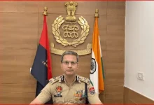 Photo of ਪੰਜਾਬ ‘ਚ ₹450 ਕਰੋੜ ਦੀ ਡਰੱਗਸ ਬਰਾਮਦ, ਅੰਮ੍ਰਿਤਸਰ ‘ਚ 64 ਕਿਲੋ ਹੈਰੋਇਨ ਨਾਲ 2 ਗ੍ਰਿਫ਼ਤਾਰ; ਪਾਕਿਸਤਾਨ ਤੋਂ ਚੱਲ ਰਿਹਾ ਸੀ ਰੈਕਟ