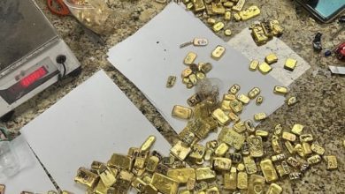 Photo of ਮੁੰਬਈ ਹਵਾਈ ਅੱਡੇ ‘ਤੇ ₹37.74 ਕਰੋੜ ਦੇ ਸੋਨੇ ਸਣੇ 24 ਔਰਤਾਂ ਗ੍ਰਿਫ਼ਤਾਰ