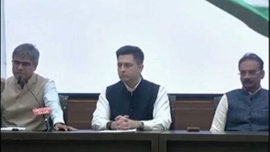 Photo of ਰਾਘਵ ਚੱਢਾ ਅਤੇ ਸੰਦੀਪ ਪਾਠਕ ਸਮੇਤ 7 ਸਾਂਸਦਾਂ ਨੇ ਛੱਡੀ AAP