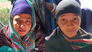 Photo of ਬਰਨਾਲਾ ‘ਚ 6 ਦਿਨਾਂ ਤੋਂ ਟੈਂਕੀ ‘ਤੇ ਬੈਠੀ ਮਾਂ-ਧੀ ਦੀ ਵਿਗੜੀ ਹਾਲਤ, ਮੀਂਹ ਤੇ ਝੱਖੜ ਵਿੱਚ ਵੀ ਨਹੀਂ ਉਤਰੀਆਂ ਹੇਠਾਂ