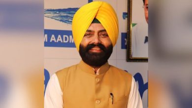 Photo of ਡੀਐਮ ਖ਼ੁਦਕੁਸ਼ੀ ਮਾਮਲਾ: ਲਾਲਜੀਤ ਭੁੱਲਰ ਦਾ ਤਿੰਨ ਦਿਨਾਂ ਦਾ ਰਿਮਾਂਡ ਖ਼ਤਮ, ਅੱਜ ਮੁੜ ਹੋਵੇਗੀ ਪੇਸ਼ੀ