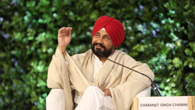 Photo of Fake Milk Video ‘ਤੇ ਵਿਵਾਦਾਂ ‘ਚ ਫਸੇ MP ਚਰਨਜੀਤ ਚੰਨੀ, ਪੰਜਾਬ ਦੋਧੀ ਯੂਨੀਅਨ ਨੇ ਐਸਐਸਪੀ ਬਠਿੰਡਾ ਨੂੰ ਦਿੱਤੀ ਸ਼ਿਕਾਇਤ