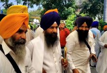 Photo of ਗੁਰੂ ਗ੍ਰੰਥ ਸਾਹਿਬ ਦੀ ਗੁਰਿਆਈ ‘ਤੇ ਕੋਈ ਸਮਝੌਤਾ ਨਹੀਂ, ਬੇਅਦਬੀ ਕਾਨੂੰਨ ਸਬੰਧੀ ਇਕੱਤਰਤਾ ਤੋਂ ਬਾਅਦ ਬੋਲੇ ਜਥੇਦਾਰ ਗੜਗੱਜ