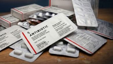 Photo of ਦਵਾਈਆਂ ਦੇ ਪੈਕੇਟ ‘ਤੇ ਬਣੀ ਲਾਲ ਪੱਟੀ ਦਾ ਕੀ ਹੁੰਦਾ ਹੈ ਮਤਲਬ, ਬਹੁਤ ਲੋਕਾਂ ਨੂੰ ਨਹੀਂ ਪਤਾ ਹੈ ਇਸ ਦਾ ਜਵਾਬ