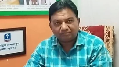 Photo of ਭੋਂਡੂ ਬਾਬਾ ਤੋਂ ਘੱਟ ਨਹੀਂ ਹੈ ਨਾਸਿਕ ਦਾ ਰਵਿੰਦਰ, 100 ਤੋਂ ਵੱਧ ਔਰਤਾਂ ਨਾਲ ਬੇਰਹਿਮੀ, 87 ਅਸ਼ਲੀਲ ਵੀਡੀਓ ਬਰਾਮਦ