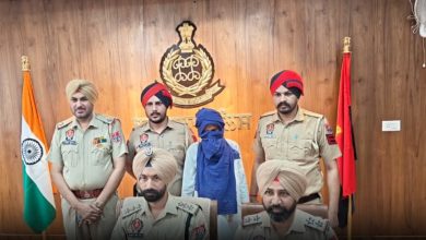 Photo of ਬਰਨਾਲਾ ਪੁਲਿਸ ਦੀ ਵੱਡੀ ਕਾਰਵਾਈ, ਕੰਟੇਨਰ ‘ਚੋਂ 7 ਕੁਇੰਟਲ ਚੂਰਾ ਪੋਸਤ ਕੀਤਾ ਬਰਾਮਦ; ਅੰਤਰ-ਰਾਜੀ ਤਸਕਰ ਕਾਬੂ