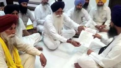 Photo of MP ਅੰਮ੍ਰਿਤਪਾਲ ਸਿੰਘ ਦੇ ਪਿਤਾ ਤਰਸੇਮ ਸਿੰਘ ਨੇ ਜਥੇਦਾਰ ਕੁਲਦੀਪ ਸਿੰਘ ਗੜਗੱਜ ਨਾਲ ਕੀਤੀ ਮੁਲਾਕਾਤ