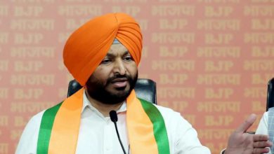 Photo of SC ਭਾਈਚਾਰੇ ਤੋਂ ਕੇਂਦਰੀ ਰਾਜ ਮੰਤਰੀ ਬਿੱਟੂ ਨੇ ਮੰਗੀ ਮੁਆਫ਼ੀ, ਕਿਹਾ-‘ਮੇਰੇ ਮੂੰਹ ਤੋਂ ਨਿਕਲੇ ਸ਼ਬਦ ਲਈ ਗਲਤੀ ਮੰਨਦਾ ਹਾਂ’