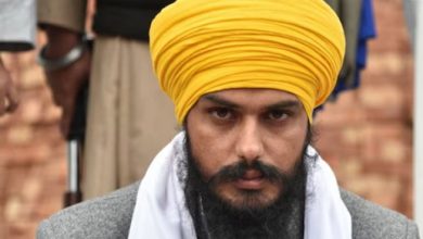 Photo of MP ਅੰਮ੍ਰਿਤਪਾਲ ਸਿੰਘ ਕੇਸ ‘ਚ ਅੰਮ੍ਰਿਤਸਰ ਅਦਾਲਤ ਦਾ ਵੱਡਾ ਫੈਸਲਾ, ਕੁਝ ਧਾਰਾਵਾਂ ਕੀਤੀਆਂ ਖਾਰਜ