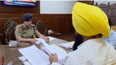Photo of ਰਾਜਾ ਵੜਿੰਗ ਆਡੀਓ ਵਾਇਰਲ ਮਾਮਲਾ: ਪੰਜਾਬ ਐੱਸ.ਸੀ. ਕਮਿਸ਼ਨ ਅੱਗੇ ਪੇਸ਼ ਹੋਏ ਐੱਸ.ਪੀ. ਹਰਕਮਲ ਕੌਰ