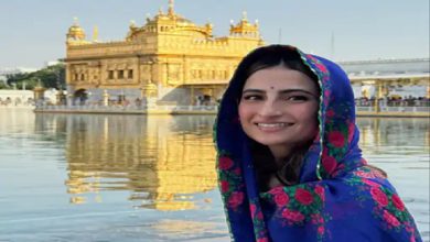 Photo of ਬਾਲੀਵੁੱਡ ਅਦਾਕਾਰਾ ਪਲਕ ਤਿਵਾਰੀ ਨੇ ਸ੍ਰੀ ਦਰਬਾਰ ਸਾਹਿਬ ਟੇਕਿਆ ਮੱਥਾ, ਗੁਰਬਾਣੀ ਦਾ ਆਨੰਦ ਮਾਣਿਆ