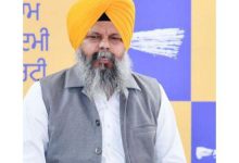 Photo of ਜੱਥੇਦਾਰ ਗੜਗੱਜ ਬਾਦਲ ਪਰਿਵਾਰ ਦੇ ਇਸ਼ਾਰਿਆਂ ‘ਤੇ ਕੰਮ ਕਰ ਰਹੇ : MLA ਗਿਆਸਪੁਰਾ