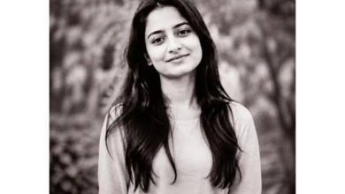 Photo of ਕਰੰਟ ਲੱਗਣ ਨਾਲ PhD ਵਿਦਿਆਰਥਣ ਦੀ ਮੌਤ, ਗੁੱਸੇ ‘ਚ ਵਿਦਿਆਰਥੀਆਂ ਵੱਲੋਂ VC ਦਫ਼ਤਰ ਦਾ ਘਿਰਾਓ