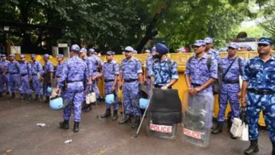 Photo of ਵਿਰੋਧ ਪ੍ਰਦਰਸ਼ਨ ‘ਚ ਫਸੀ ਦਿੱਲੀ, ਬੰਗਾਲ ਤੋਂ CRPF ਦੀਆਂ 20 ਟੁਕੜੀਆਂ ਮੰਗਵਾਈਆਂ ਗਈਆਂ