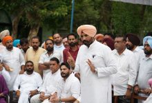 Photo of ਪ੍ਰਧਾਨ ਦਾ ਅਸਤੀਫ਼ਾ ਨੌਜਵਾਨਾਂ ਦੀ ਜਿੱਤ: ਵੜਿੰਗ