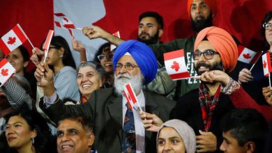 Photo of ਕੈਨੇਡਾ ਸਰਕਾਰ ਵੱਲੋਂ ਪੰਜਾਬੀਆਂ ਨੂੰ ਝਟਕਾ, PR ਹੋਣ ‘ਤੇ ਮਾਂ-ਪਿਓ ਤੇ ਦਾਦਾ-ਦਾਦੀ ਨੂੰ ਨਹੀਂ ਬੁਲਾ ਸਕਣਗੇ