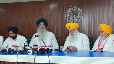 Photo of ਗੁਰਬਾਣੀ ਦੇ ਲਾਈਵ ਪ੍ਰਸਾਰਣ ‘ਤੇ ਨਵਾਂ ਵਿਵਾਦ: SGPC ਨੇ GTC ਚੈਨਲ ਨੂੰ ਭੇਜਿਆ ਲੀਗਲ ਨੋਟਿਸ, ਤੁਰੰਤ ਬੰਦ ਕਰਨ ਦੀ ਦਿੱਤੀ ਚਿਤਾਵਨੀ