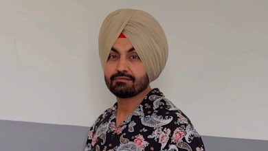 Photo of ਪੰਜਾਬੀ ਗਾਇਕ ਨਾਲ ਧੋਖਾਧੜੀ ਮਾਮਲੇ ਵਿਚ ਪੰਜ ਕਾਰ ਡੀਲਰਾਂ ਵਿਰੁੱਧ ਕੇਸ ਦਰਜ