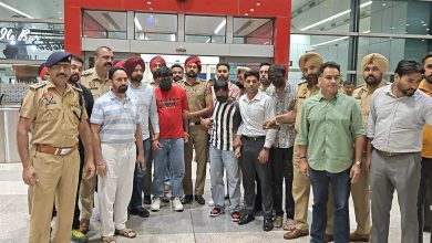 Photo of ਮਲੇਸ਼ੀਆ ‘ਚ ਲੁਕੇ ਬੰਬੀਹਾ ਗੈਂਗ ਦੇ ਤਿੰਨ ਗੁਰਗੇ ਗ੍ਰਿਫ਼ਤਾਰ; ਭਾਰਤ ਲਿਆਂਦਾ