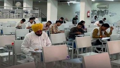 Photo of ਸਾਬਕਾ ਸੀਐਮ ਚਰਨਜੀਤ ਚੰਨੀ PU ‘ਚ ਦੇ ਰਹੇ ਪ੍ਰੀਖਿਆ, ਤਸਵੀਰ ਆਈ ਸਾਹਮਣੇ