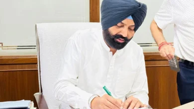 Photo of ਭੁੱਲਰ ਦੇ ਪਿਤਾ ਤੇ ਪੀਏ ਦੀ ਜ਼ਮਾਨਤ ’ਤੇ ਹਾਈ ਕੋਰਟ ਨੇ ਫ਼ੈਸਲਾ ਰੱਖਿਆ ਸੁਰੱਖਿਅਤ