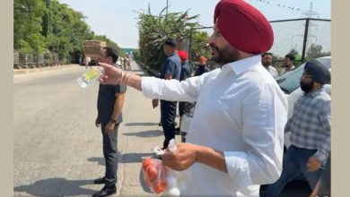 Photo of CM ਮਾਨ ਦੇ ਕਾਫ਼ਲੇ ‘ਤੇ ਸਾਬਕਾ ਕੇਂਦਰੀ ਮੰਤਰੀ ਨੇ ਸੁੱਟੇ ਅੰਡੇ ਤੇ ਟਮਾਟਰ, ਪੁਲਿਸ ਨੇ ਰਵਨੀਤ ਬਿੱਟੂ ਨੂੰ ਹਿਰਾਸਤ ‘ਚ ਲਿਆ