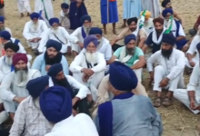 Photo of ਕਿਸਾਨ ਪ੍ਰਦਰਸ਼ਨ: ਅੱਜ ਦੁਪਹਿਰ 12 ਵਜੇ ਤੱਕ ਪ੍ਰਸ਼ਾਸਨ ਨੂੰ ਅਲਟੀਮੇਟਮ, ਗੱਲਬਾਤ ਨਾ ਹੋਈ ਦਾ ਰੋਕਣਗੇ ਰੇਲਾਂ
