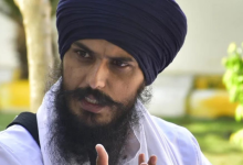 Photo of ਪਿੰਡ ਹਰੀ ਨੌਂ ਦੇ ਲੋਕਾਂ ਦਾ ਵੱਡਾ ਫੈਸਲਾ, ਅੰਮ੍ਰਿਤਪਾਲ ਸਿੰਘ ਦੀ ਪਾਰਟੀ ਦੇ ਪ੍ਰਚਾਰ ‘ਤੇ ਲਾਈ ਰੋਕ; ਪੋਸਟਰ ਵੀ ਉਤਾਰੇ