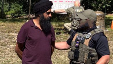 Photo of ਇਮੀਗਰੇਸ਼ਨ ਵਿਭਾਗ ਵੱਲੋਂ ਪੰਜਾਬੀ ਟਰੱਕ ਡਰਾਈਵਰ ਗ੍ਰਿਫ਼ਤਾਰ