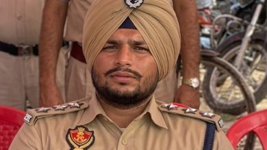Photo of ਨਕਲੀ ਡੀਐਸਪੀ ਬਣ ਕੇ ਔਰਤ ਨਾਲ ਕਰਦਾ ਸੀ ‘ਗੰਦਾ’ ਕੰਮ, ਜਬਰ-ਜਨਾਹ ਦੇ ਦੋਸ਼ ’ਚ ਗ੍ਰਿਫ਼ਤਾਰ