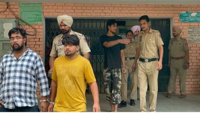 Photo of LPU ਹਿੰਸਾ ਮਾਮਲੇ ’ਚ ਤਿੰਨ ਨੌਜਵਾਨ ਗ੍ਰਿਫ਼ਤਾਰ, ਭੰਨਤੋੜ ਦੀਆਂ ਵੀਡੀਓਜ਼ ਤੇ ਸੀਸੀਟੀਵੀ ਫੁਟੇਜ ਰਾਹੀਂ ਹੋਈ ਪਛਾਣ