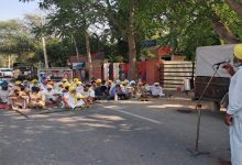Photo of ਦਲਜੀਤ ਦਾ ਜ਼ਬਰਦਸਤੀ ਸਸਕਾਰ ਕਰਨ ਦੀ ਕੋਸ਼ਿਸ਼ ਕੀਤੀ ਤਾਂ ਹਾਈਕੋਰਟ ’ਚ ਜਾਵਾਂਗੇ-ਪਤਨੀ