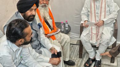 Photo of ਪਰਵਿੰਦਰ ਝੋਟਾ ਤੇ ਗੁਲਜ਼ਾਰ ਸਿੰਘ ਦੇ ਪਰਿਵਾਰ ਨੂੰ ਕੇਂਦਰ ਨੇ ਦਿੱਤੀ ਸੁਰੱਖਿਆ